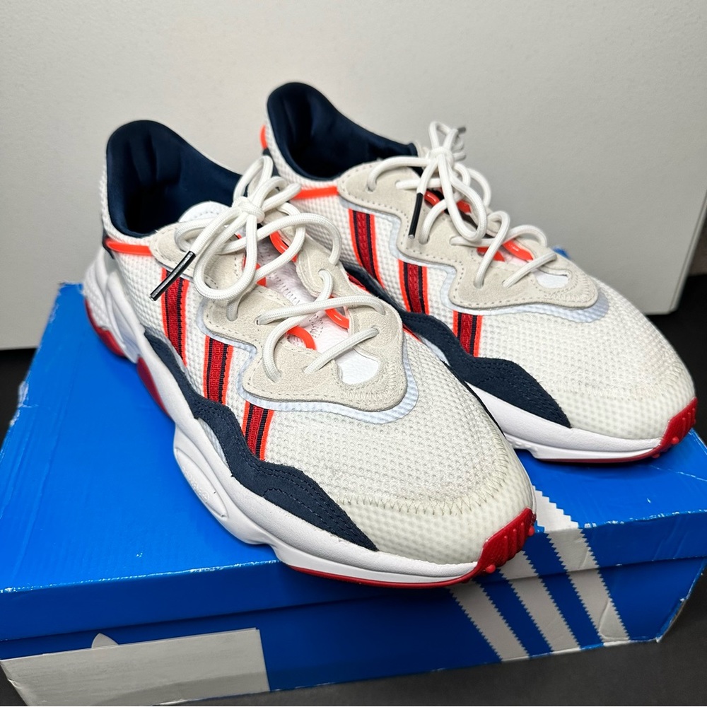Adidas Ozweego Men's Shoes Athletic Sneakers White Navy Size 9.5 Like New